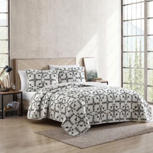 Full/Queen Reversible Arrowhead Quilt Set
