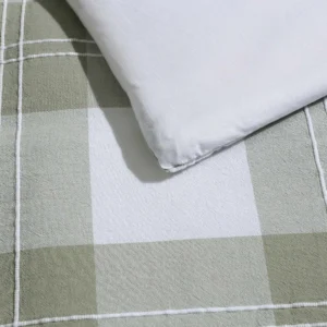 Full/Queen Reversible Cotton Plaid Comforter Set