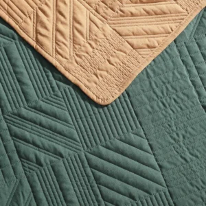 Full/Queen Solid Pattern Quilt Sets with Geometric Stitching