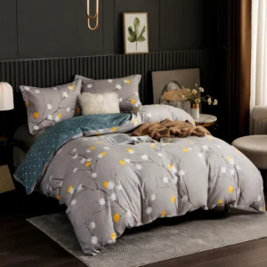 Neutral Abstract Berry Print Duvet Cover Set