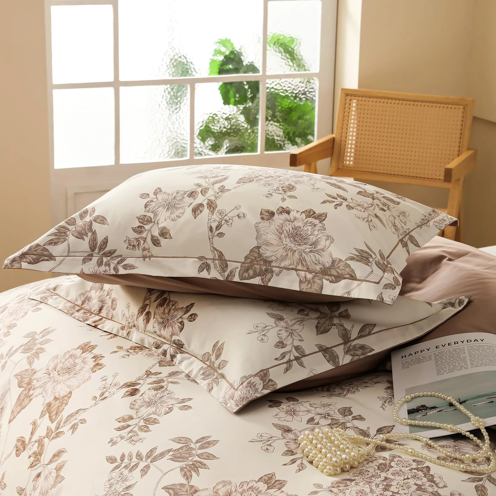 Neutral Floral Vine Print Duvet Cover Set Neutral Floral Vine Print Duvet Cover Set
