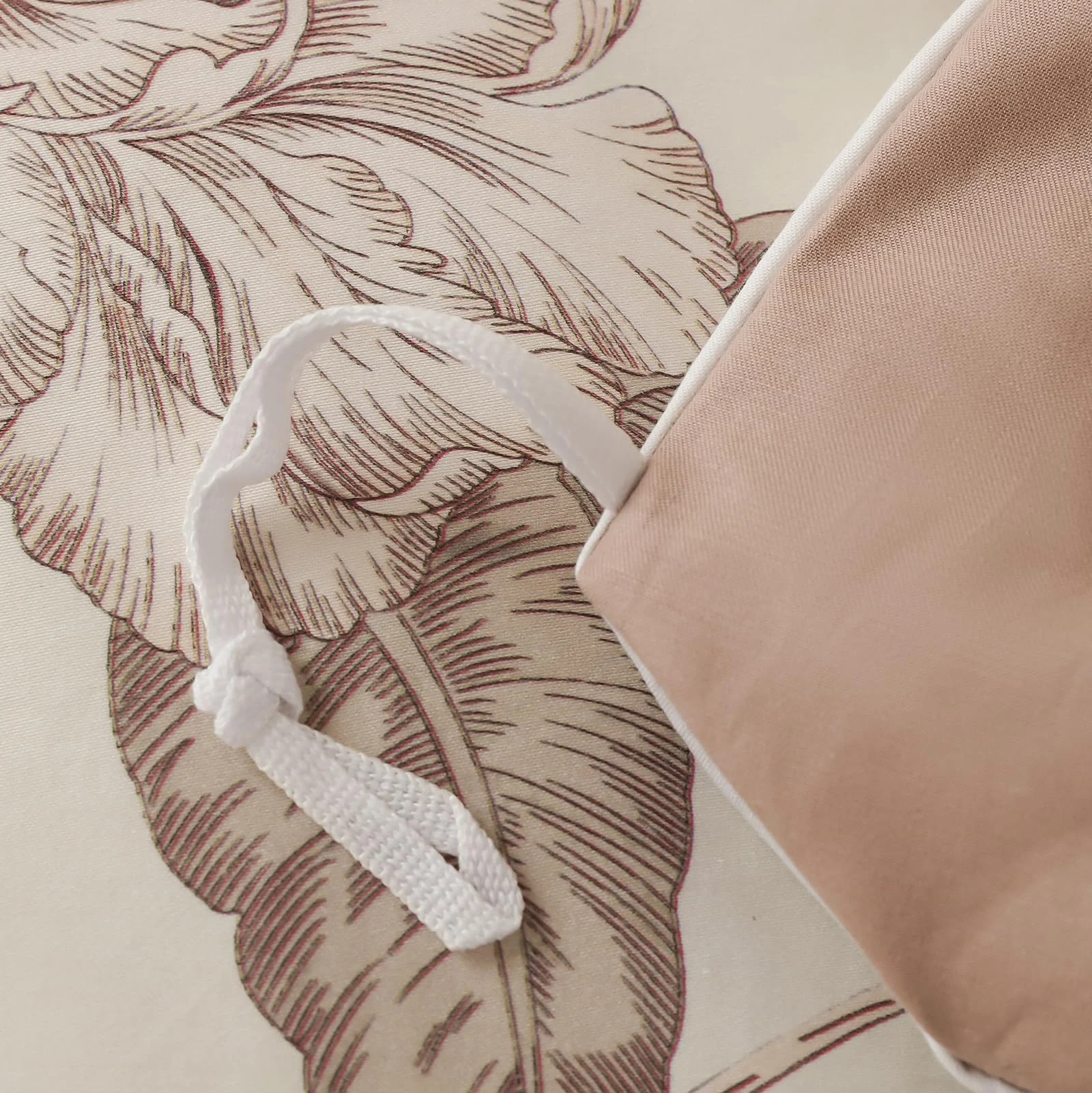 Neutral Floral Vine Print Duvet Cover Set Neutral Floral Vine Print Duvet Cover Set