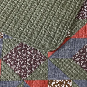 Reversible Quilt Sets with Geometric Patchwork Full/Queen